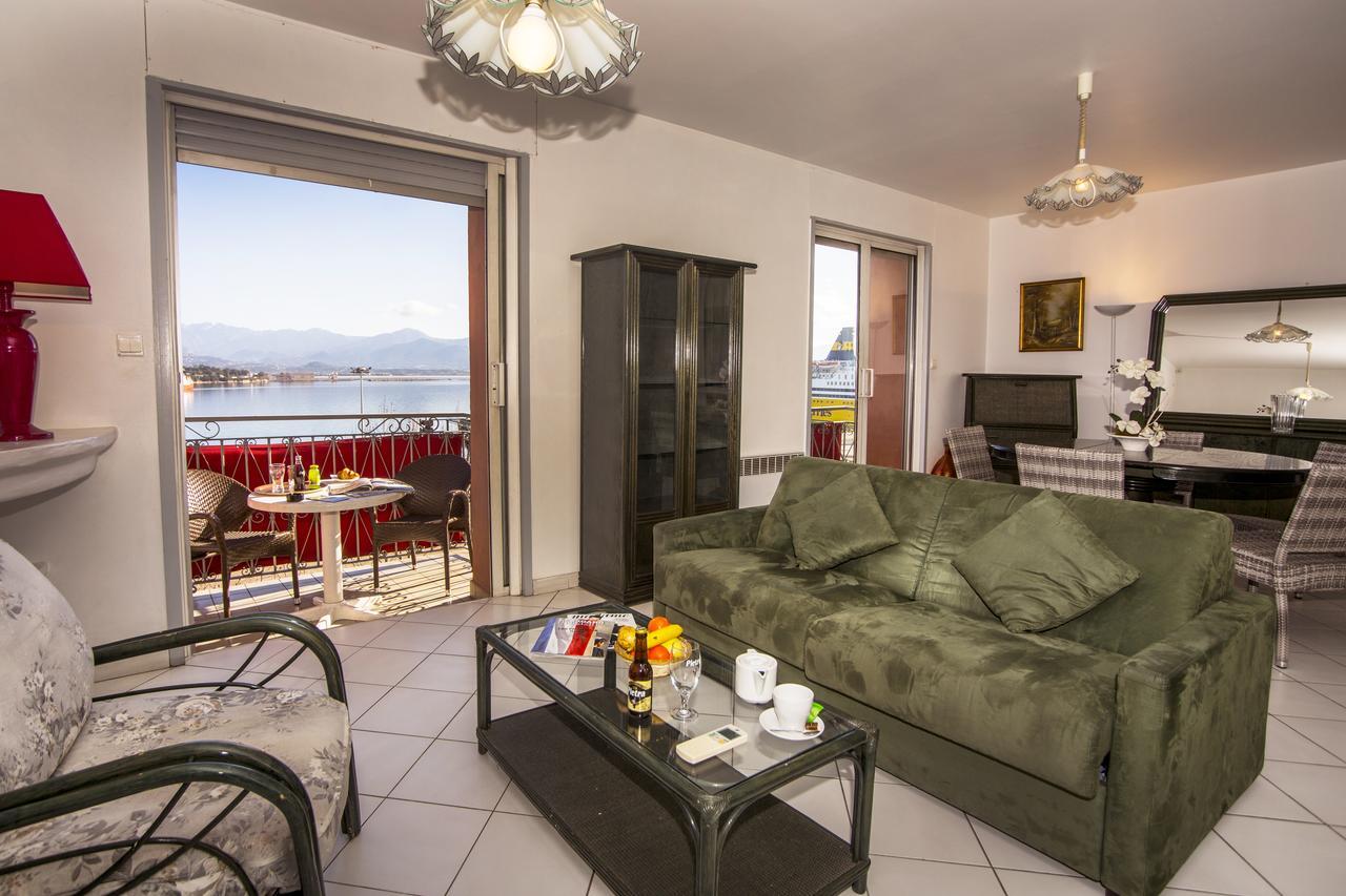 Hotel le Dauphin Ajaccio  Exterior foto