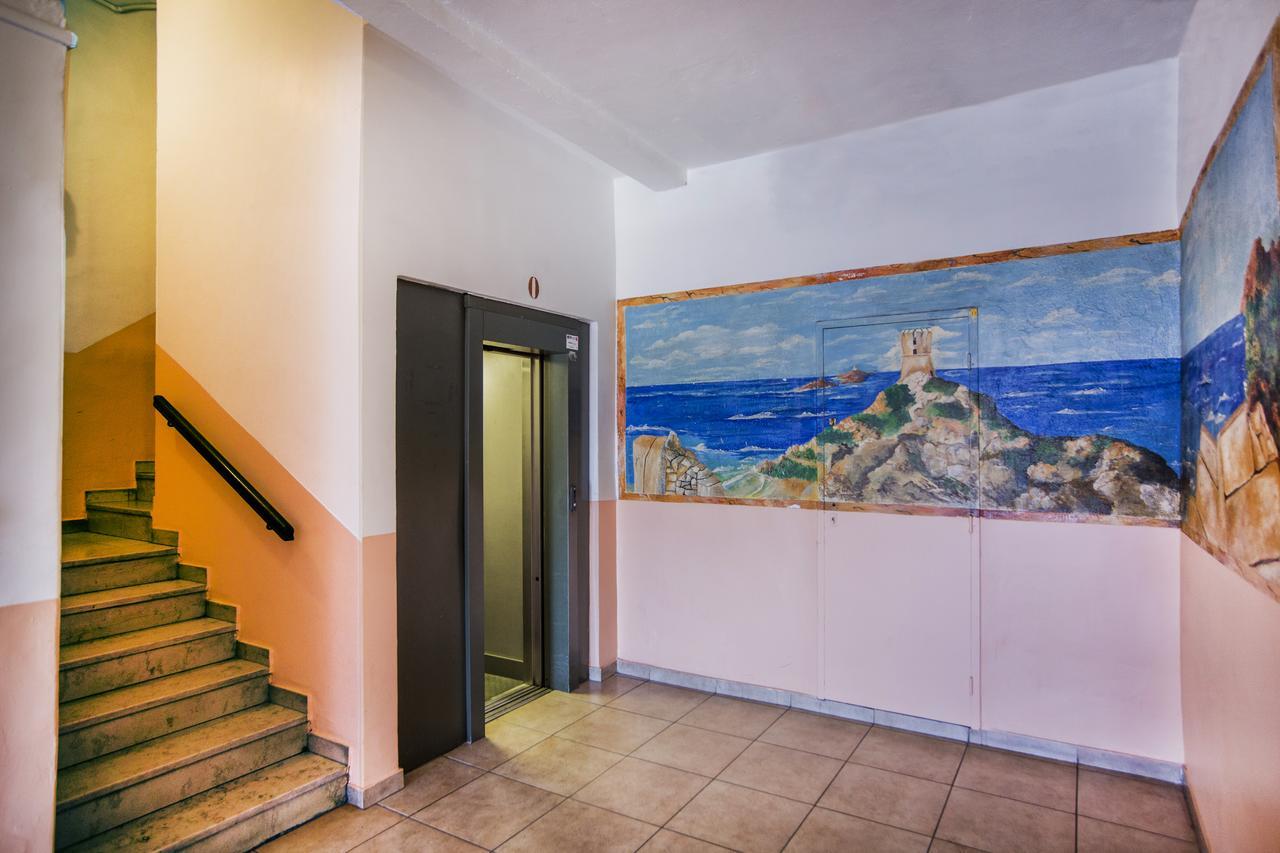 Hotel le Dauphin Ajaccio  Exterior foto