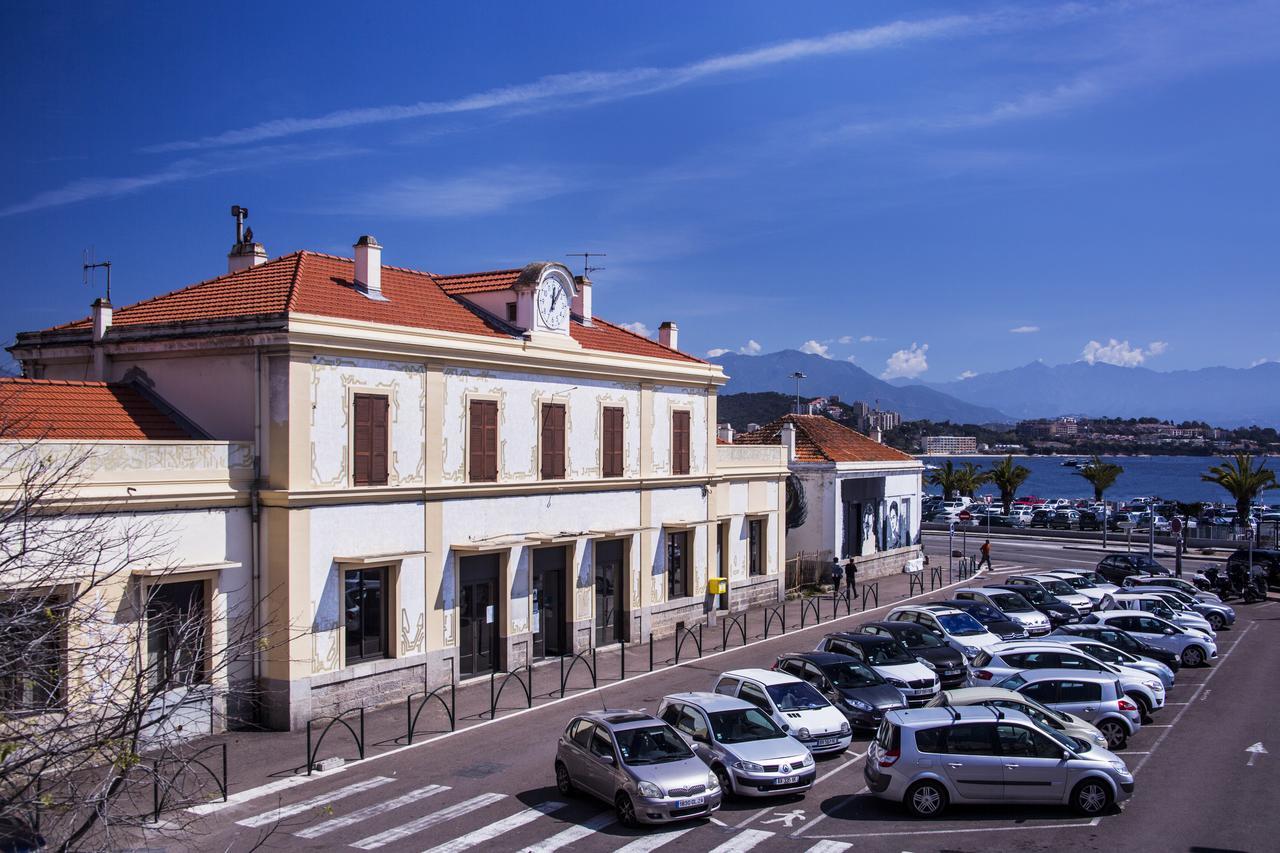 Hotel le Dauphin Ajaccio  Exterior foto